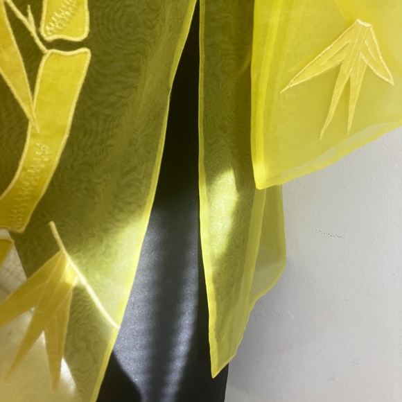 Vintage Vibrant Yellow Sheer Duster - Picture 8 of 10